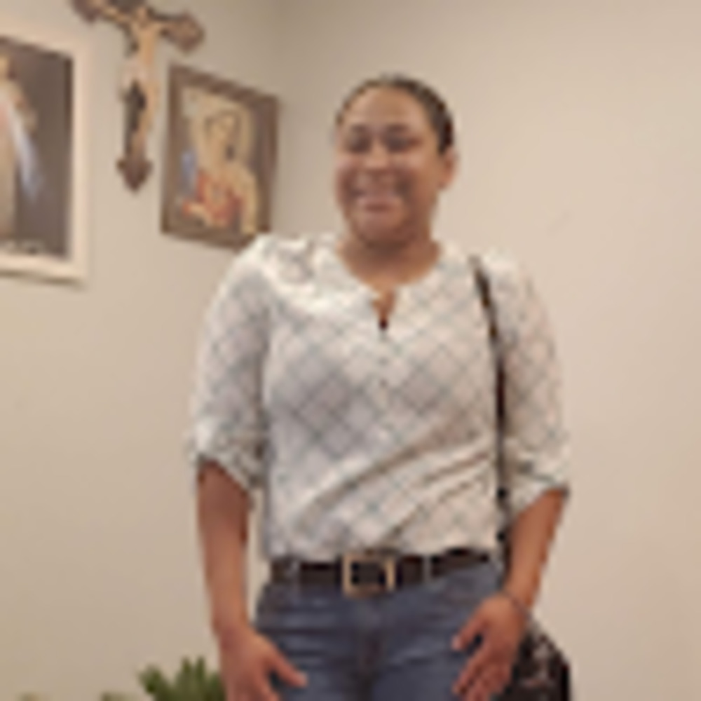 Meet your Posher, Daniela